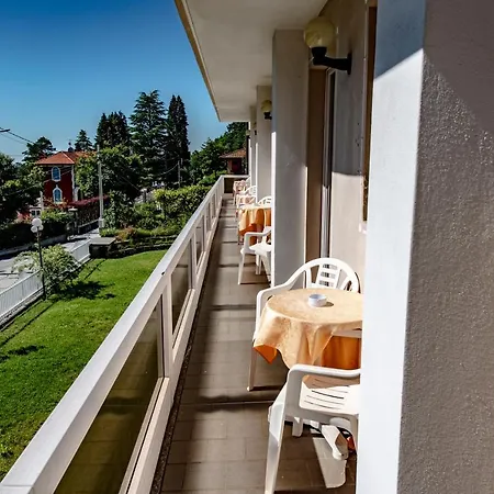 Pian Nava Otel Premeno